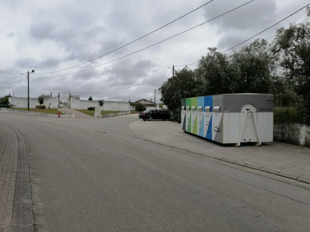 ♻ O ECOCENTRO MÓVEL já se encontra instalado na Freguesia de Cordinhã